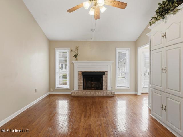 33 Mclain Court