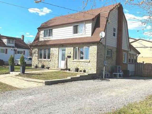 33 Mary Street, Smiths Falls, ON, K7A 3R2 house for sale | Listing ID X13630 | Royal LePage
