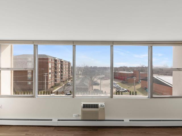 33 N Main Street # 4J