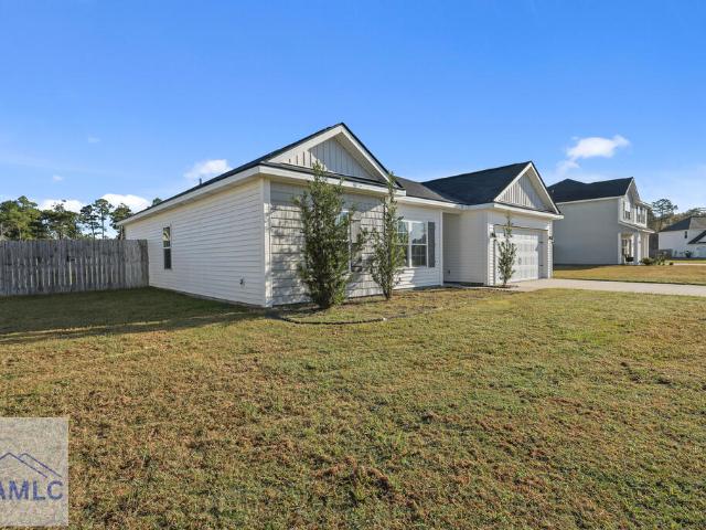 33 NE Firefly Trace
