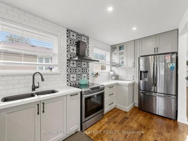 33 Neapolitan Drive, Toronto, ON, M1P 4B2 house for sale | Listing ID E13551 | Royal LePage