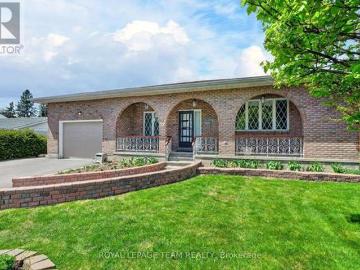 33 Norice Street, Ottawa, ON, K2G 2X3 house for sale | Listing ID X13430 | Royal LePage