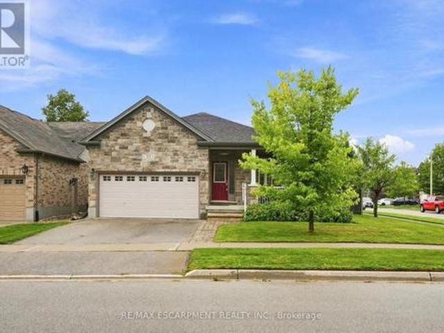 33 Norma Crescent, Guelph, ON, N1E 7M4 house for sale | Listing ID X13747 | Royal LePage
