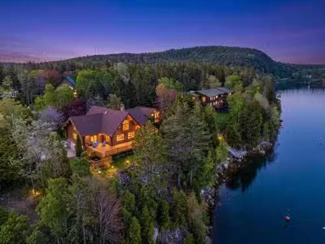 33 Ocean Marina Drive, Deep Cove, NS, B0J 1T0 house for sale.