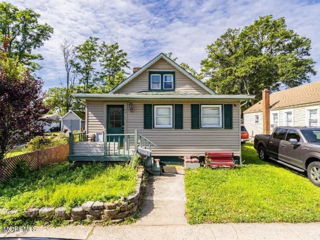 33 Oakwood Place
