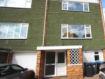 33 Oak Hill, London, KT6 6DY, United Kingdom | 6 bed house for rent #86945228 | Rentberry