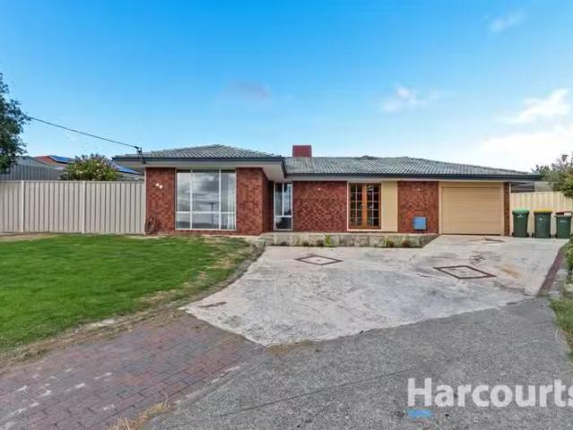 33 Parmelia Way, CRAIGIE, WA 6025 House for Rent