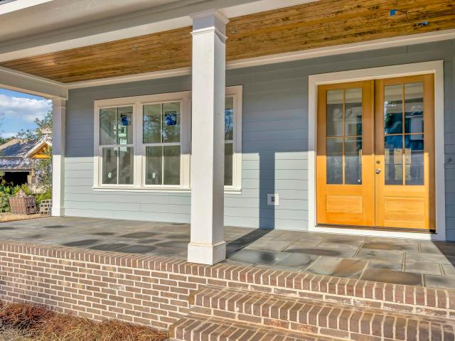33 Porcher Circle