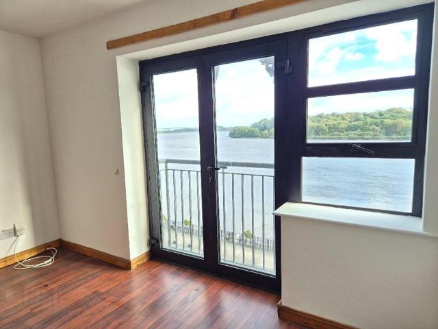 33 Queens Court, Queens Quay, Derry, BT48 7AW
