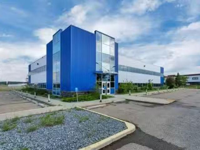 33 Schenk Industrial Road, Sylvan Lake, AB, T4S 2J9 commerci.