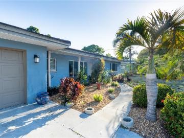 33 Southwind Dr, Belleair Bluffs, FL 33770 | MLS #TB8498