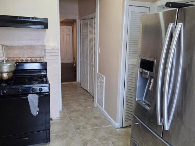 33 Springdale Newark 7 Bedroom Apartment for Rent at 33 Springdale Ave, Newark, NJ 07107 Upper Roseville
