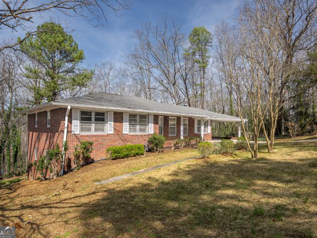33 Summit Drive