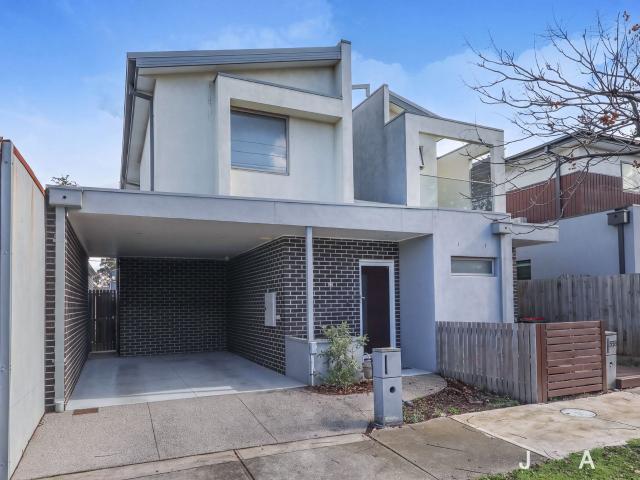 33A Chatham Street, Footscray | Jas Stephens