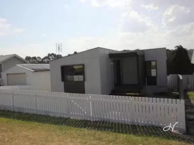 33A Abel Street, Wallsend House for rent Listed by Victoria H.