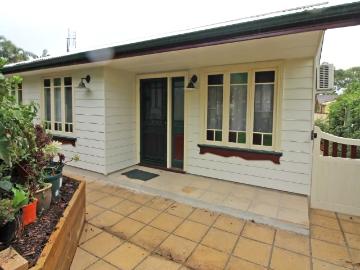 33A Dale Ave, Chain Valley Bay NSW 2259 House For Rent | Domain