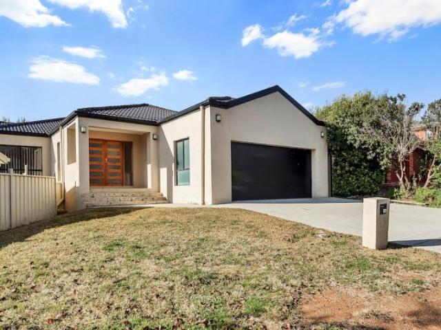 33A Kinleyside Avenue, Jerrabomberra