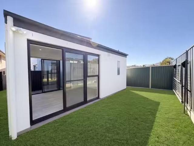 33A Uralla Avenue, Padstow Apartment for rent Listed by Amie.