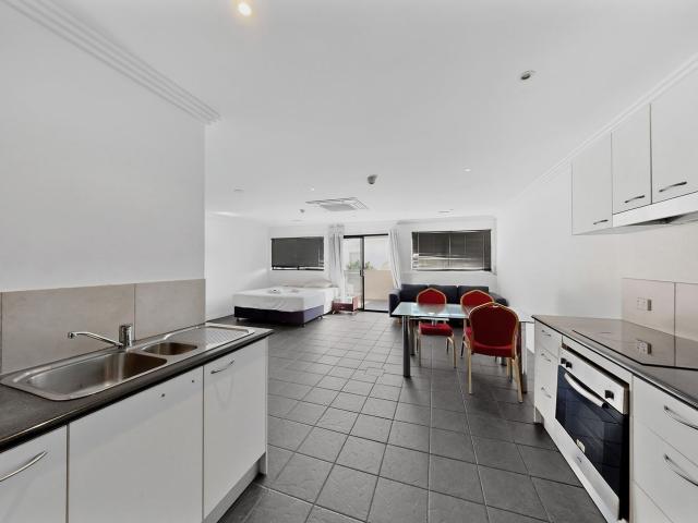33C/747 Main Street, KANGAROO POINT, QLD 4169