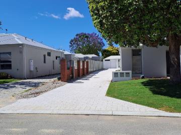 33C Offham WayWestminster WA 6061, Australia