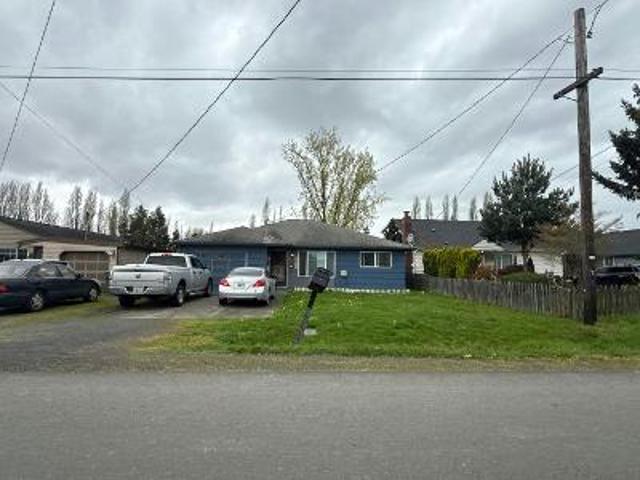 33rd Ave