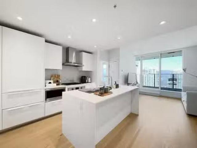 33Xx 6699 Dunblane Avenue, Burnaby, BC, V5H 0J8 lease for le.