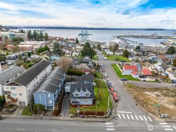 3004 W Marine View Drive