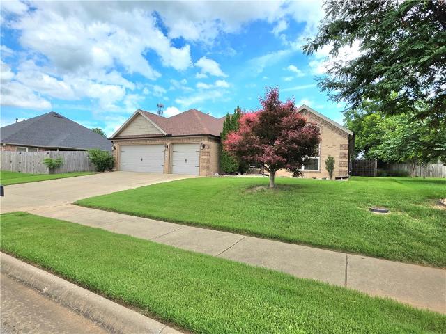 3005 N 15Th Place