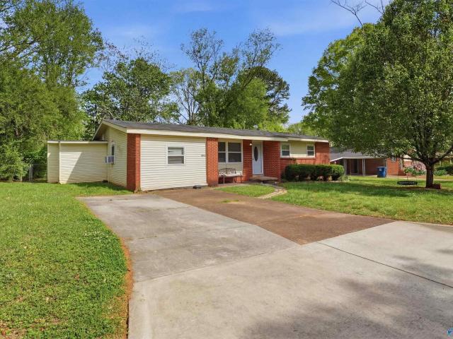3005 Acklen Drive SW