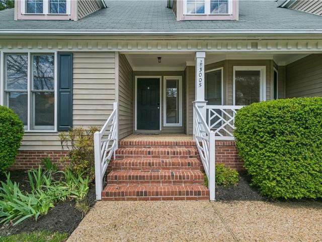 3005 E Bay