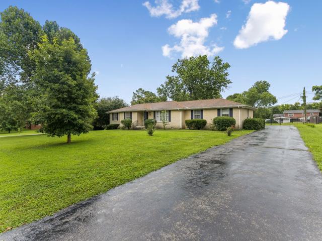 3005 Sheddan Dr