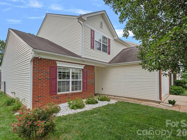 3006 Centerview Drive