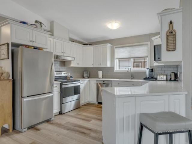 3007 Aspen Wynd, Leduc, AB, T9E 8R5 house for sale | Listing ID E4505 | Royal LePage