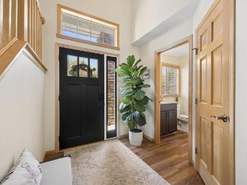 3007 Crescent Ridge Trail