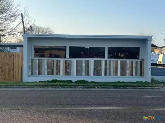 3007 E Red River St, Victoria, TX 77901 MLS 604054