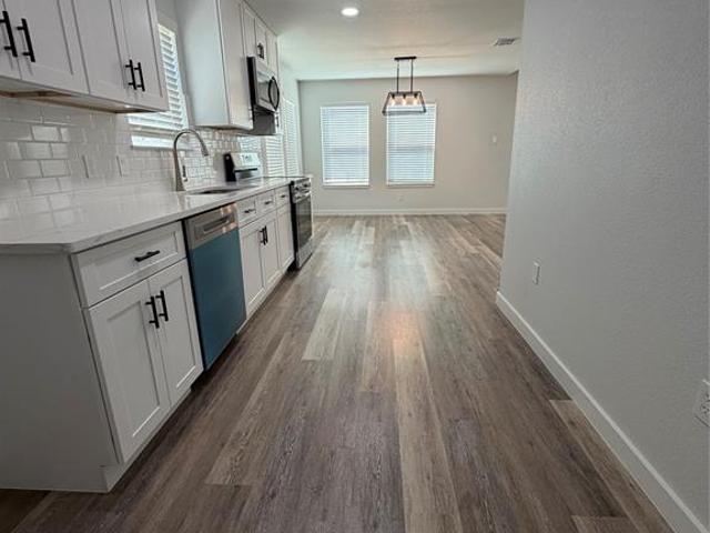 3007 Rockwood Drive
