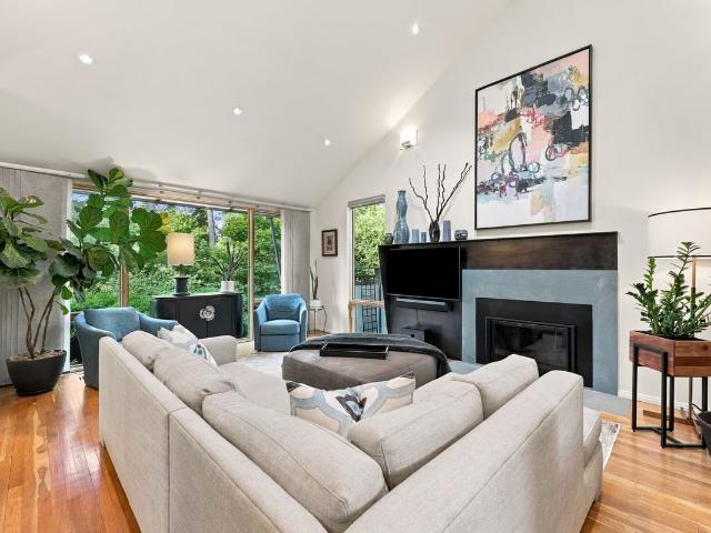 3007 Surrey Road