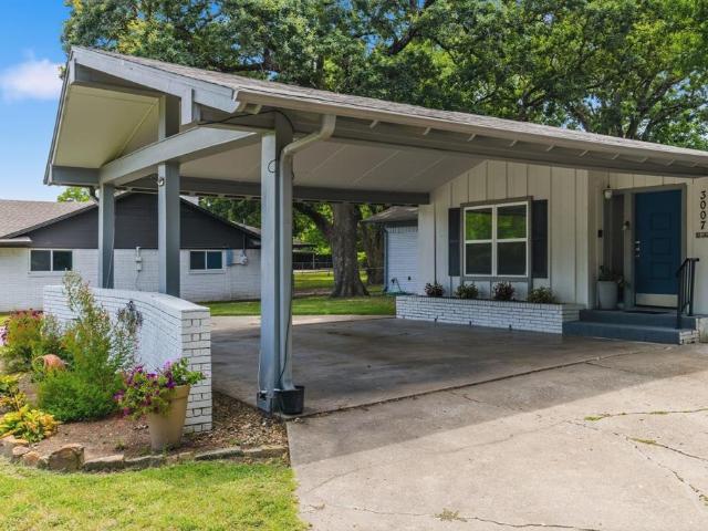 3007 Tanglewood Drive