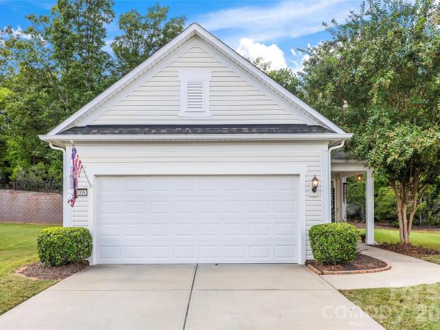 3008 Autumn Hill Lane