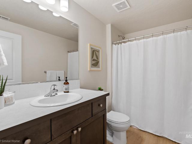 3008 S Sorrel Trail Ave. Talent Lot 4 Block 3