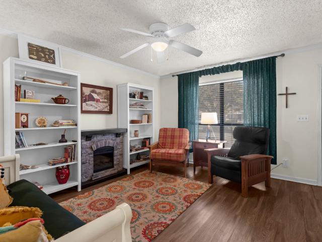 3008 Whisper Oaks Ln, Unit B, Georgetown, TX 78628 | MLS #4110