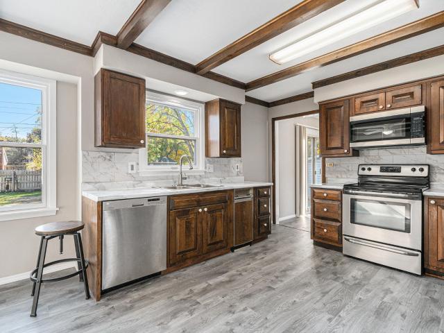 3009 E Lake Dr S, Elkhart, IN 46514 | MLS #202543