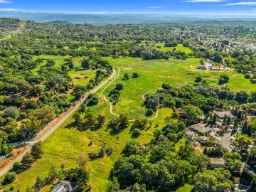 3000 Alexandrite Dr, Rescue, CA 95672 | MLS #226040