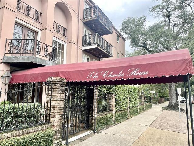 3000 St Charles Avenue # 409