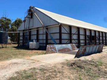 3000T Grain facility with easy access to markets