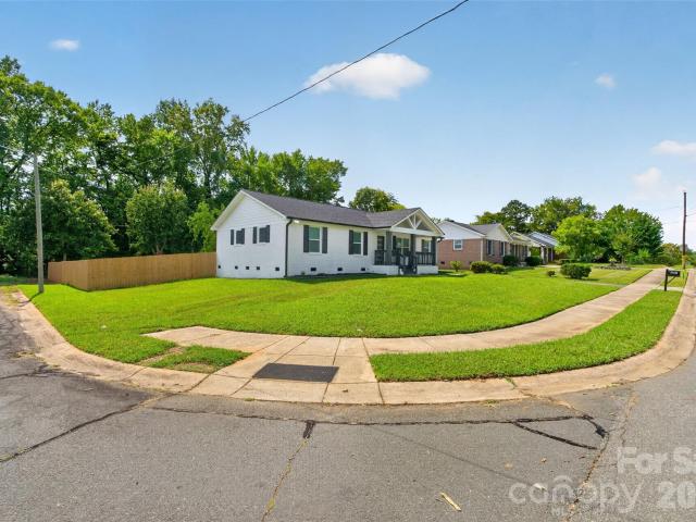 3001 Dalecrest Drive