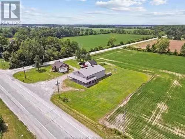 3001 Division Road North, Kingsville, ON, N0R 1B0 commercial.