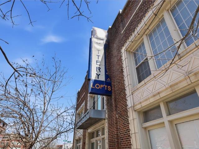 3001 Gillham Rd, Unit 206, Kansas City, MO 64108 | MLS #2615