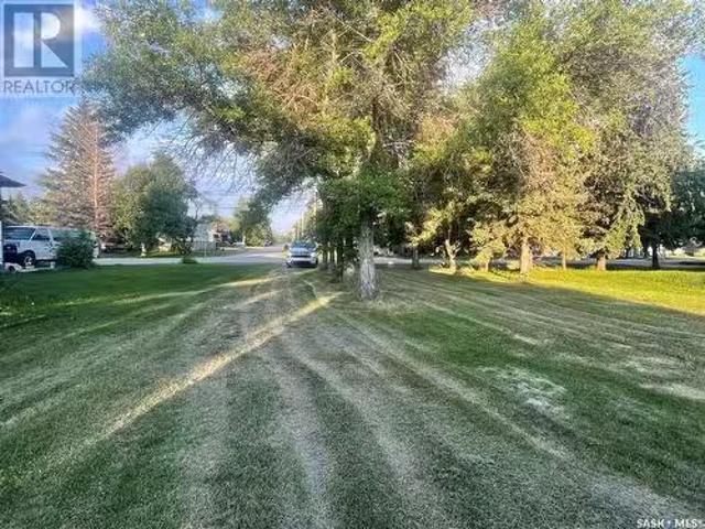 3001 2Nd Avenue E, Waldheim, SK, S0K 4R0 vacant land for sal.