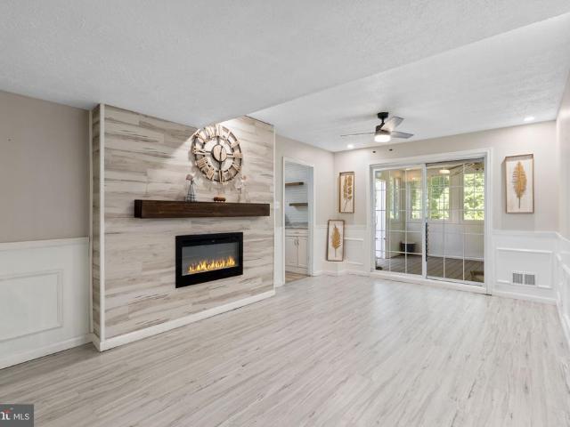 30020 Tomahawk Court